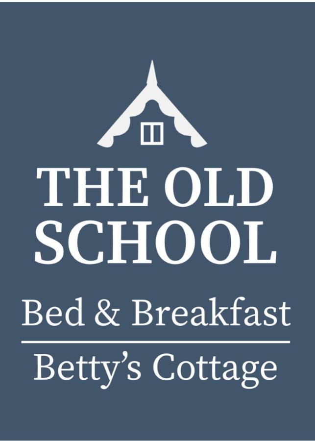 The Old School And Betty'S B&B Whitehaven Esterno foto