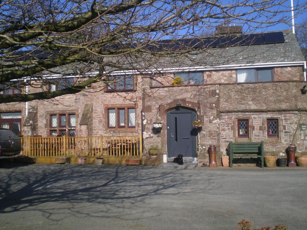 The Old School And Betty'S B&B Whitehaven Esterno foto