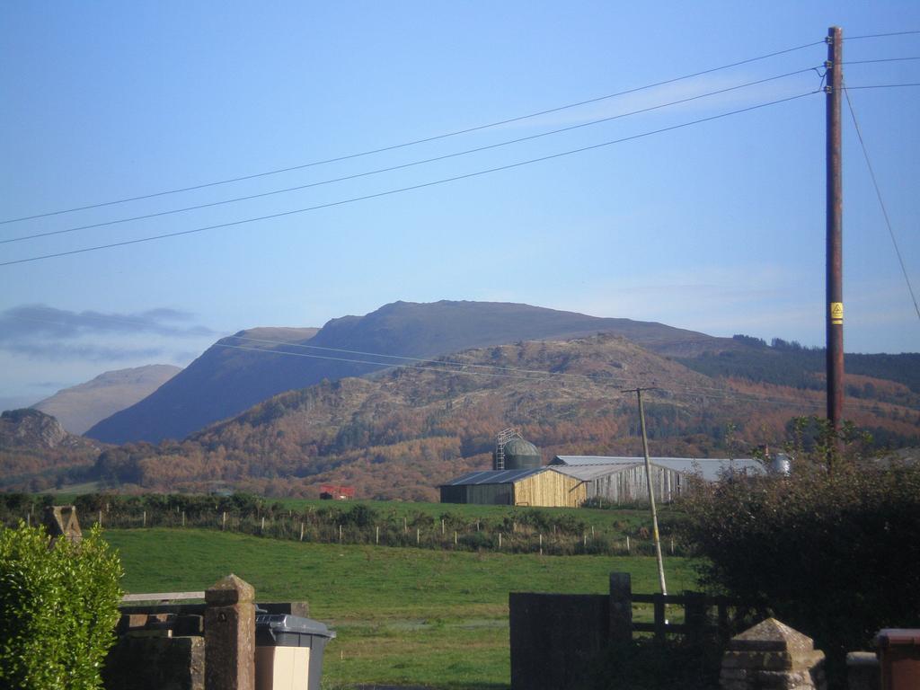 The Old School And Betty'S B&B Whitehaven Esterno foto